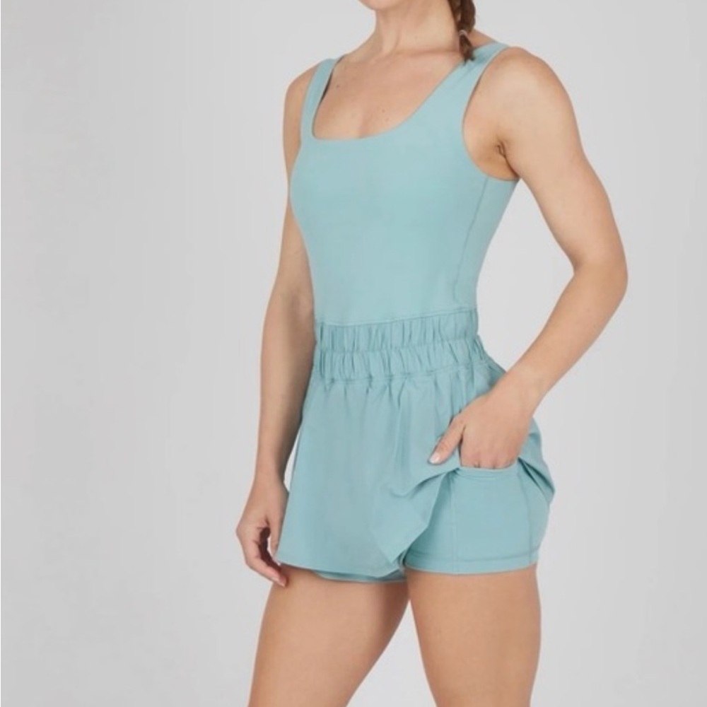 Yogalicious Luxe Patti Romper Aqua Scoop Neck Athletic Small Jumpsuit AQUIFER
